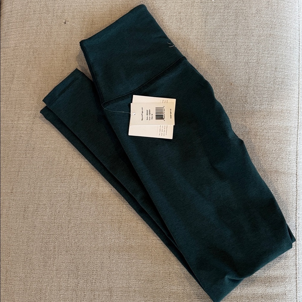 BEYOND YOGA Spacedye Caught In The Midi High Waisted Legging in Heather Green